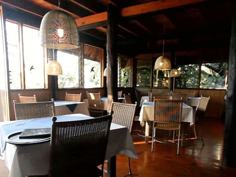 kubu lodge, best place near chobe national park 