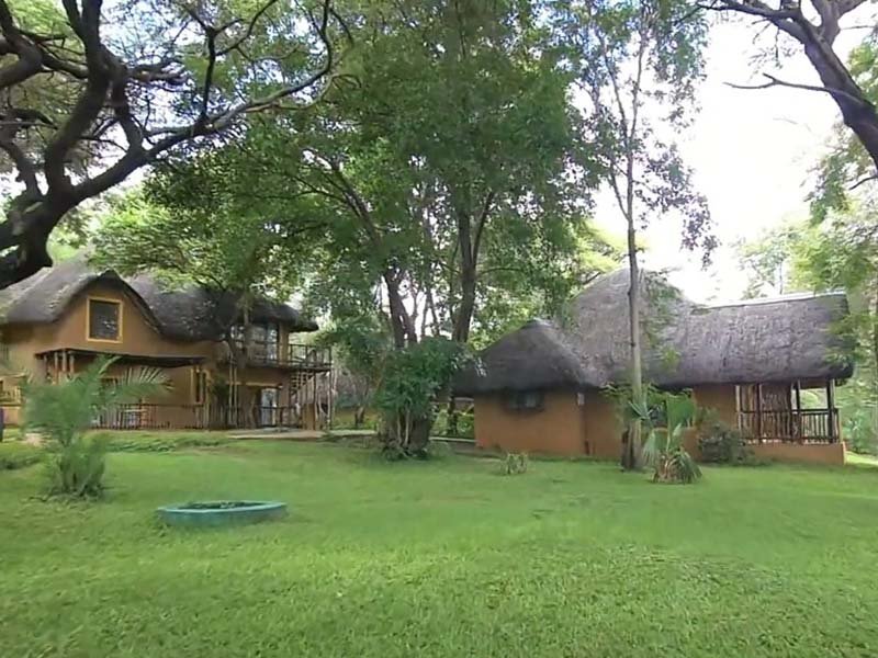 chobe marina lodge\,best place near chobe national park 