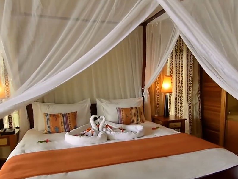 chobe marina lodge,best place near chobe national park 